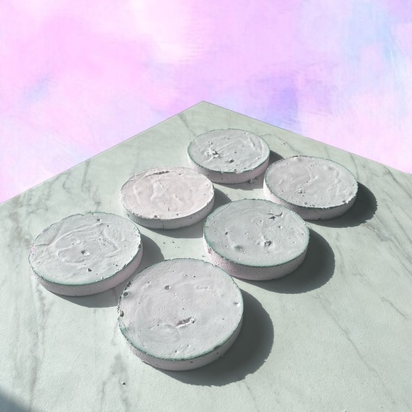 6 Light Purple Discs